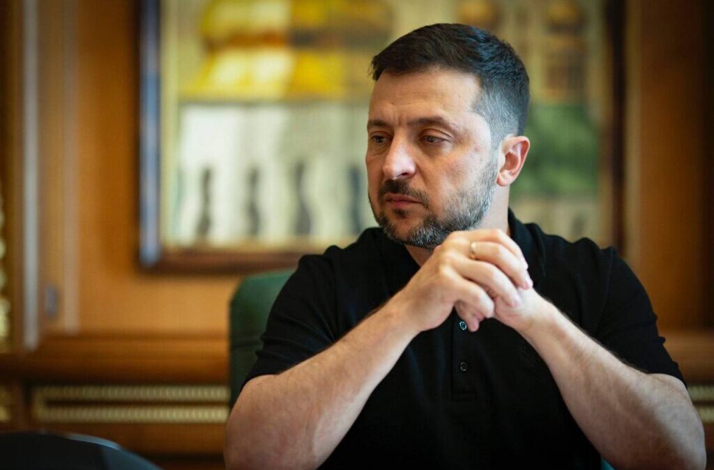 Zelenskyy: Ukrainian Armed Forces will not leave Donetsk and Luhansk oblasts on their own
