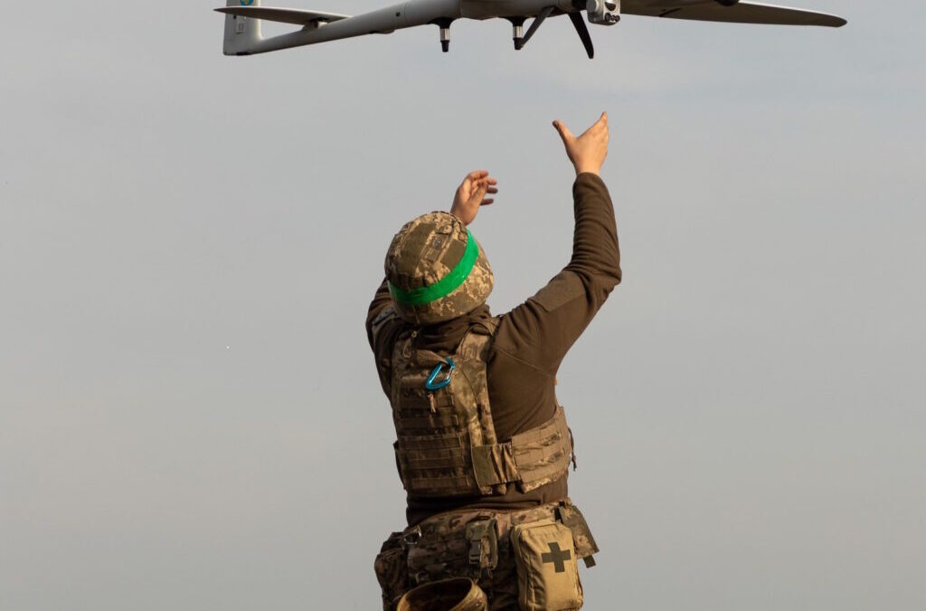 Russia runs out of soldiers in Kherson Oblast, so it hands rifles to nurses – partisans